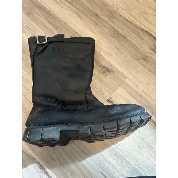 Ugg Australia black leather winter boots 5519 Men’s 13 Moto Insulated